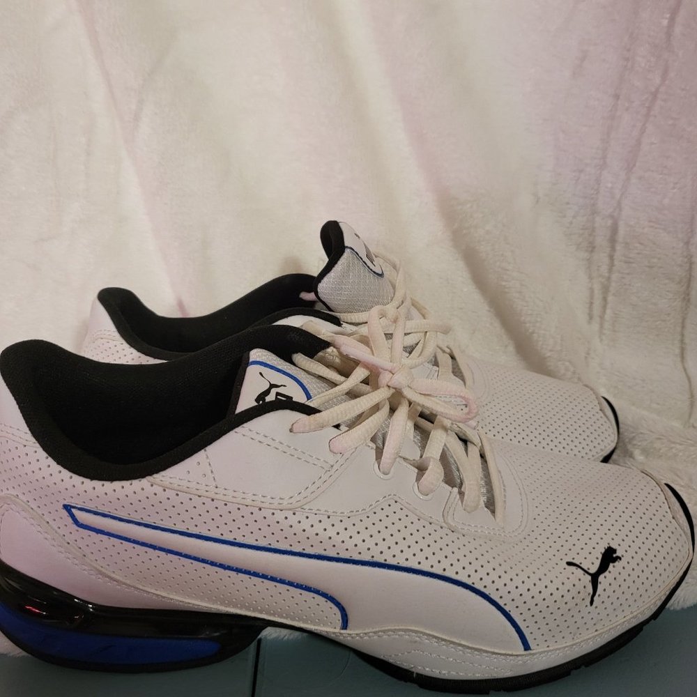 Puma sneaker white size 8
